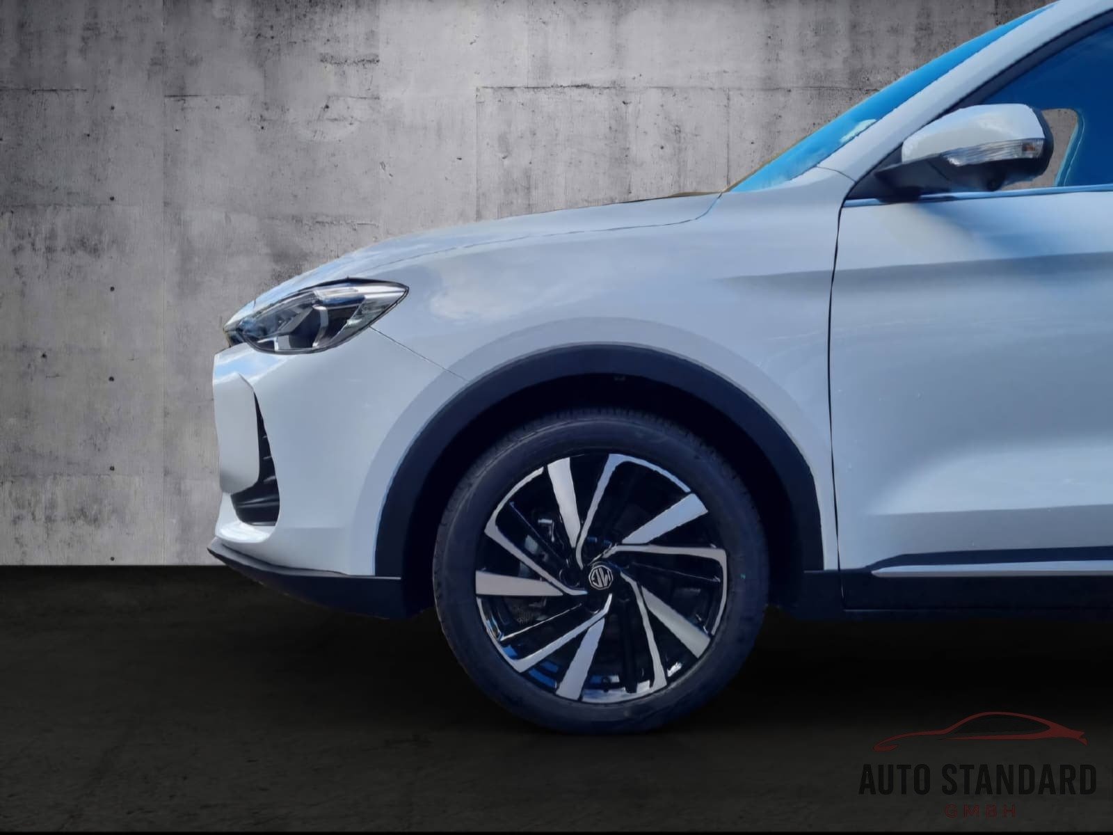 MG ZS Hybrid+ Luxury - Image 3